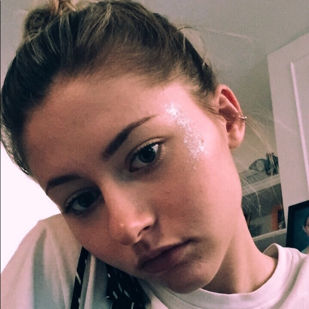 Meet your Posher, Cailin